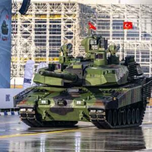 Altay Ana Muharebe Tankı
